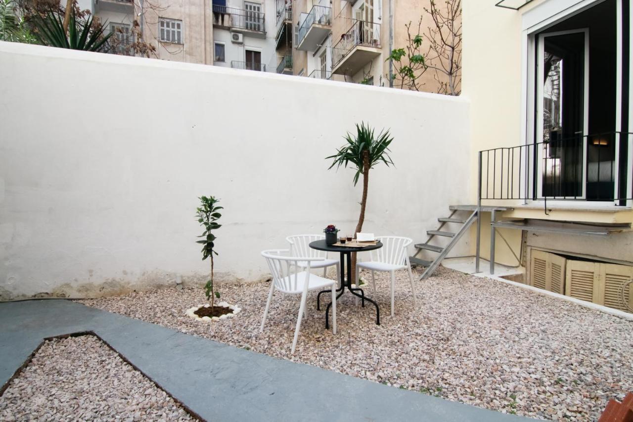 Patio Apartment Near Metro & Acropolis Athen Eksteriør billede